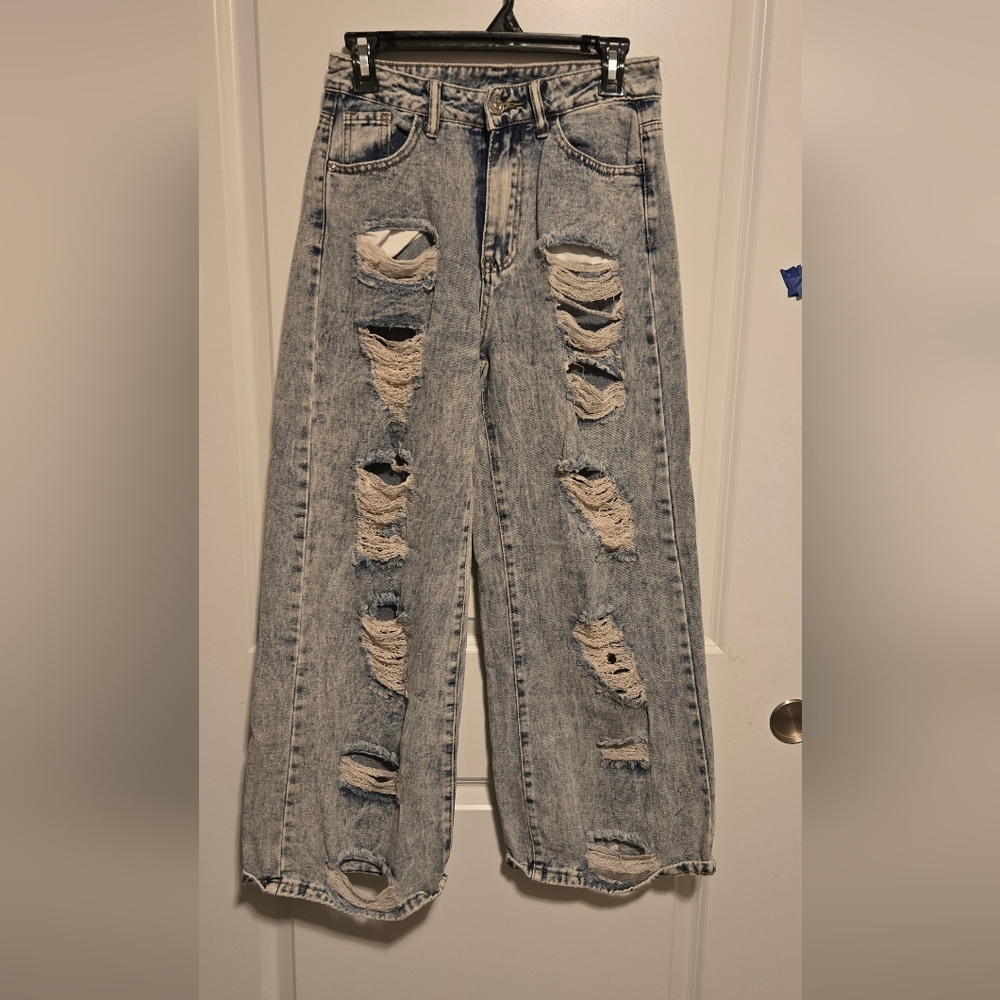 SHEIN Blue Relaxed Distressed Jeans